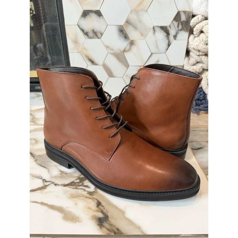 NWT Express Leather Lace Up Boots Mens 13 Brown Burnished Chukka Ankle Boots